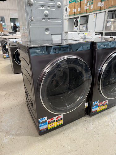 Factory second Haier HWDX1590CTB1 premium 2-in-1 front load washer dryer - Second Hand Appliances Geebung